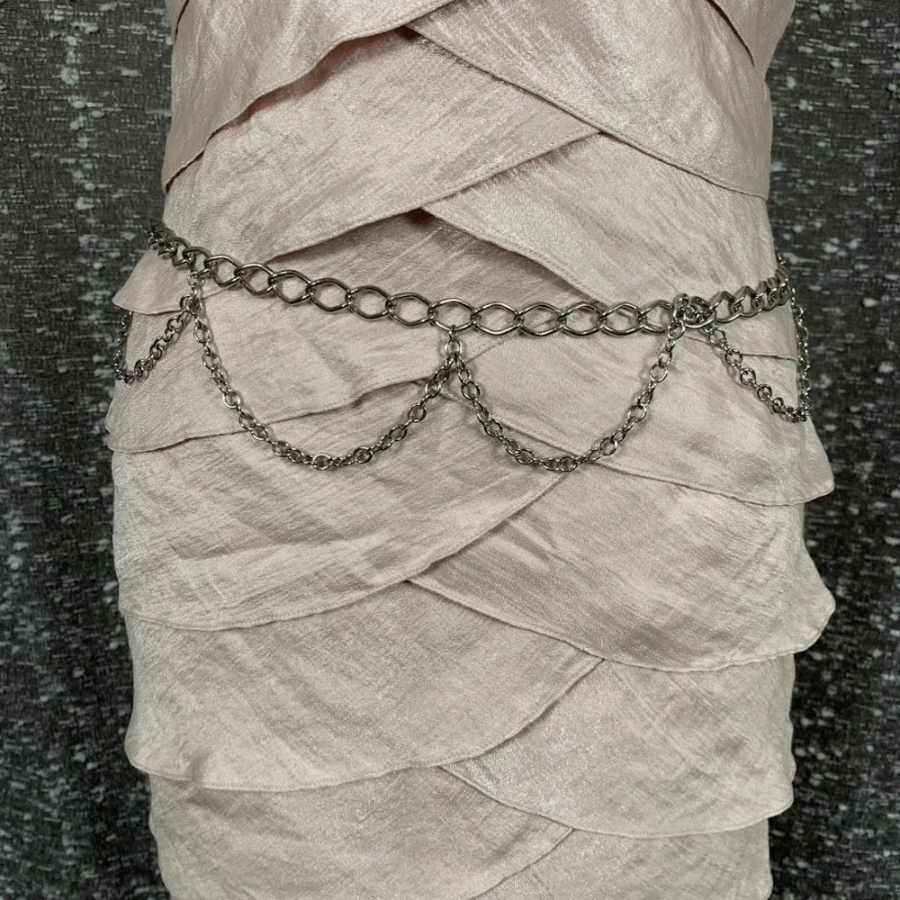 Women Belt Silver Metal Chain Links Side Wave‎ Strands Simple Closure